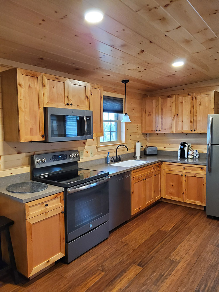 Lakeview Cottage kitchen